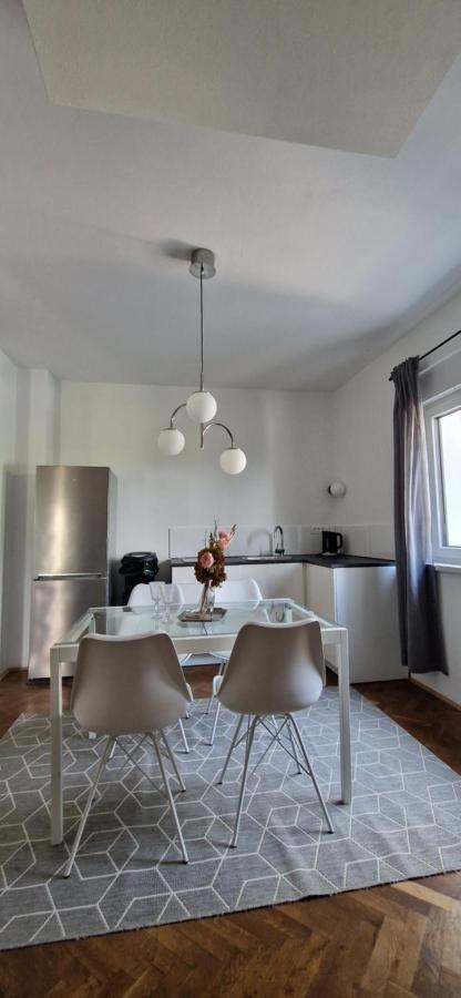 Apartment Stella Danica ชาเตช อ็อบ ซาวี ภายนอก รูปภาพ